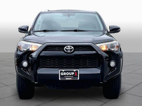Used 2018 Toyota 4Runner SR5 Premium RWD image 4