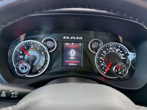 Used 2020 RAM 1500 Big Horn RWD image 34