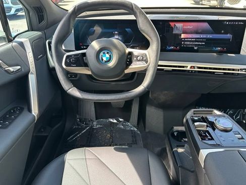 Used 2023 BMW iX xDrive50 w/ Convenience Package AWD/4WD image 33