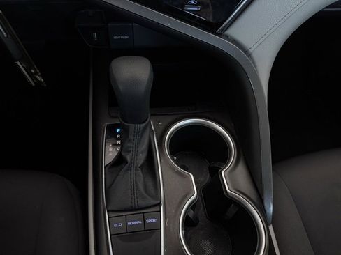 Used 2022 Toyota Camry LE image 16