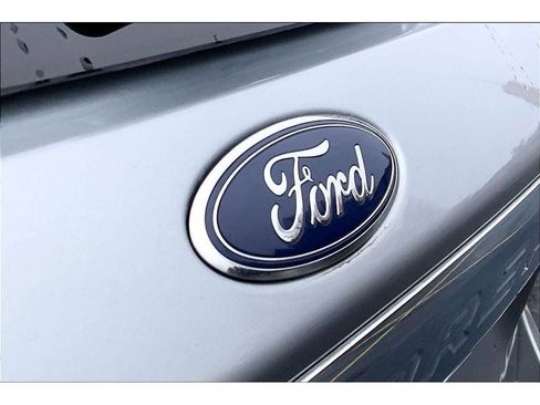 Used 2020 Ford Explorer XLT w/ Equipment Group 202A image 33