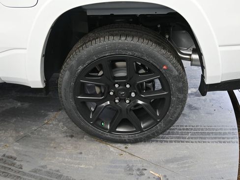 New 2026 RAM 1500 Laramie w/ Night Edition image 10