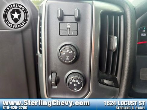 Used 2018 Chevrolet Silverado 1500 LT w/ All Star Edition AWD/4WD image 19