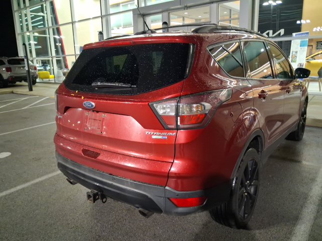 Used 2017 Ford Escape Titanium w/ Canadian Touring Package AWD/4WD image 3