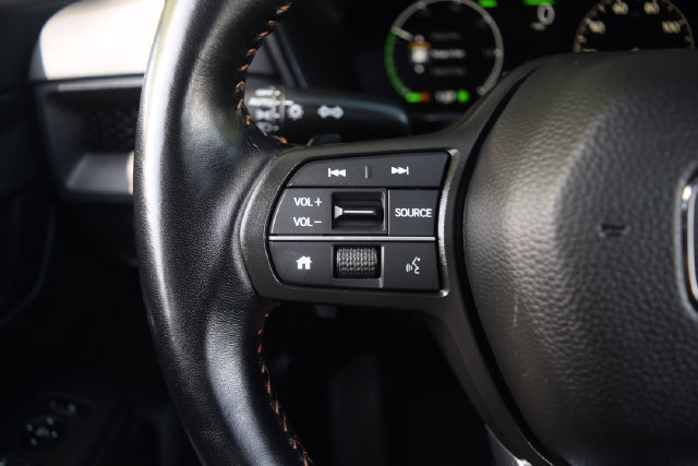 Used 2025 Honda CR-V Sport image 6