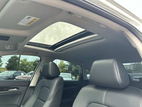 Used 2024 Honda Civic Touring image 20