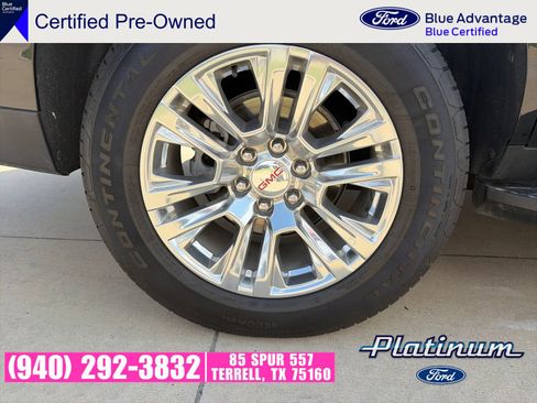 Used 2025 GMC Yukon Denali AWD/4WD image 9