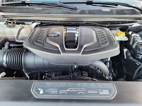 Certified 2024 Jeep Grand Wagoneer L Series III image 20