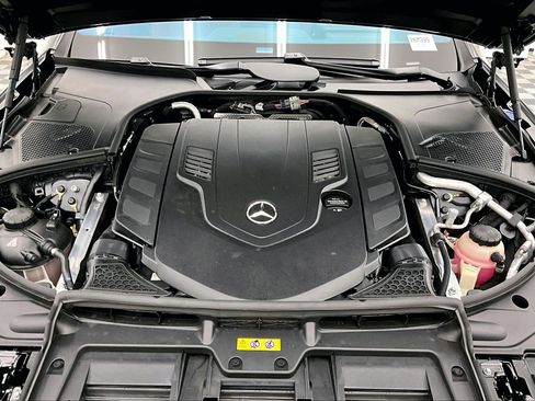 Used 2026 Mercedes-Benz S 580 4MATIC Sedan image 9