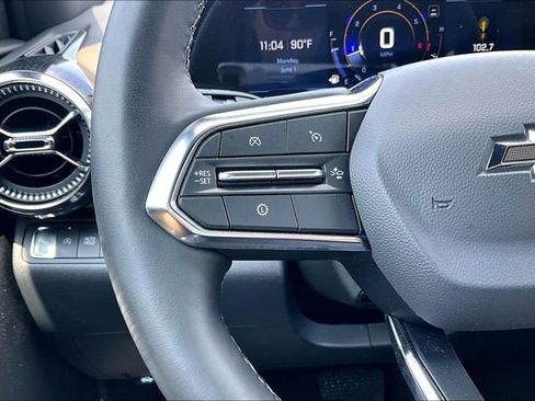 Used 2026 Chevrolet Equinox ACTIV w/ Safety and Technology Package FWD image 10