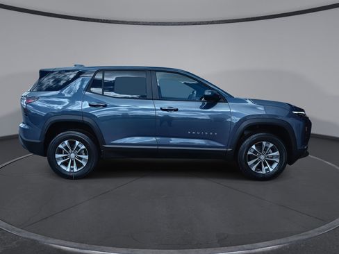New 2026 Chevrolet Equinox LT FWD image 9