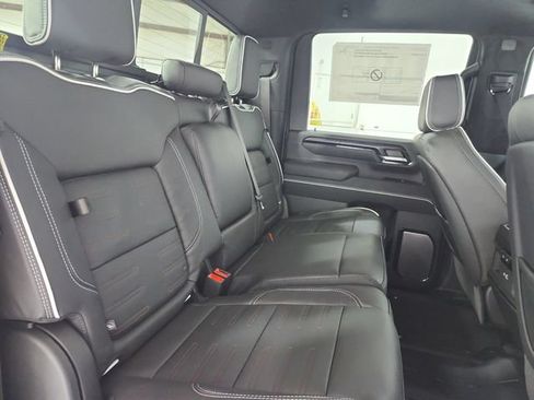 New 2026 GMC Sierra 2500 AT4X AWD/4WD image 46