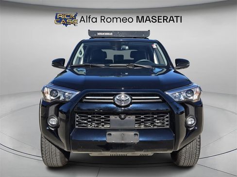 Used 2022 Toyota 4Runner SR5 Premium image 5