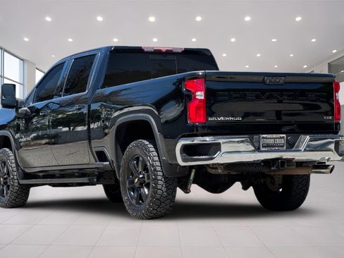 Used 2021 Chevrolet Silverado 2500 LTZ w/ LTZ Convenience Package AWD/4WD image 6