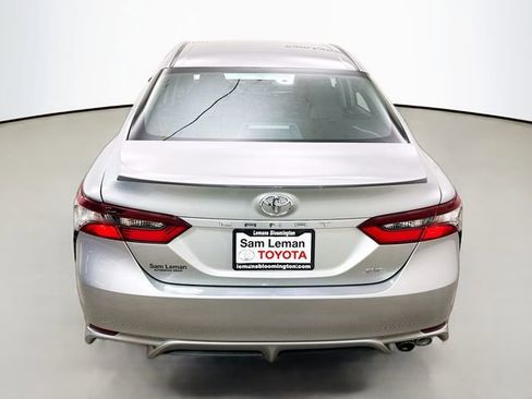 Used 2023 Toyota Camry SE image 6