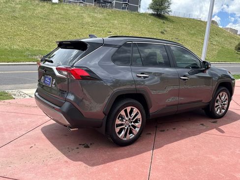 Used 2024 Toyota RAV4 Limited w/ Advanced Technology Package AWD/4WD image 7