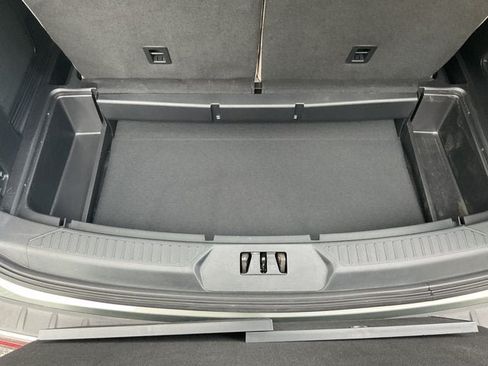 Used 2020 Ford Explorer Limited AWD/4WD image 38