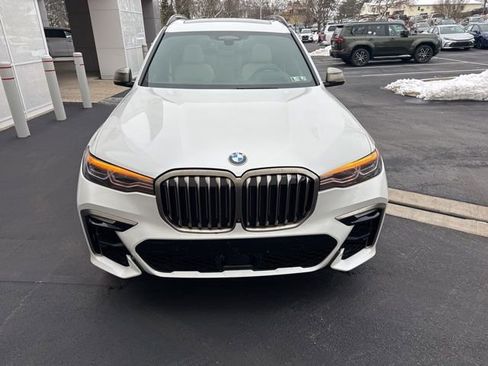 Used 2021 BMW X7 M50i image 13