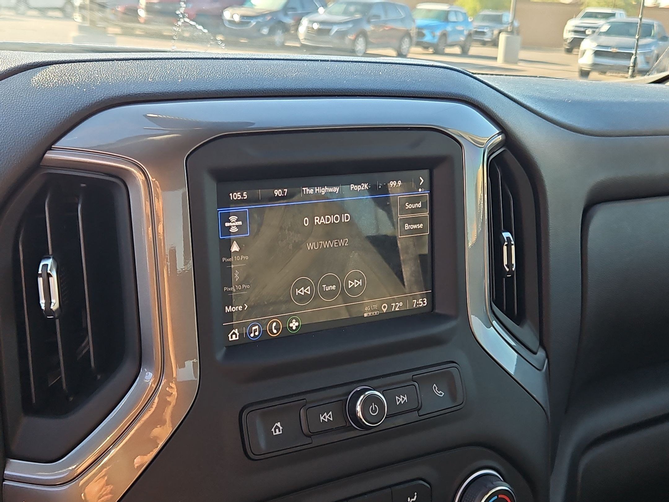 Used 2025 Chevrolet Silverado 1500 Custom RWD image 18