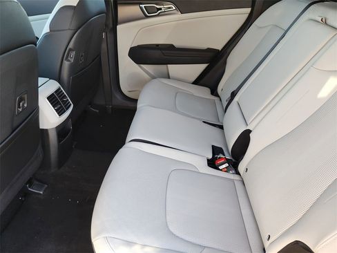 New 2026 Kia Sportage EX image 20