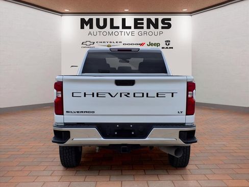 Used 2023 Chevrolet Silverado 2500 LT image 6