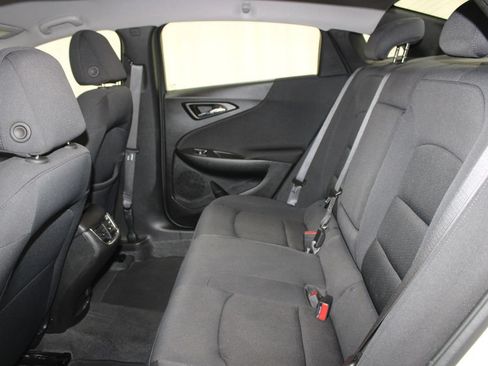 Used 2025 Chevrolet Malibu LT FWD image 21