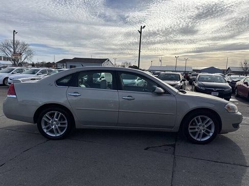Used 2008 Chevrolet Impala LTZ image 9