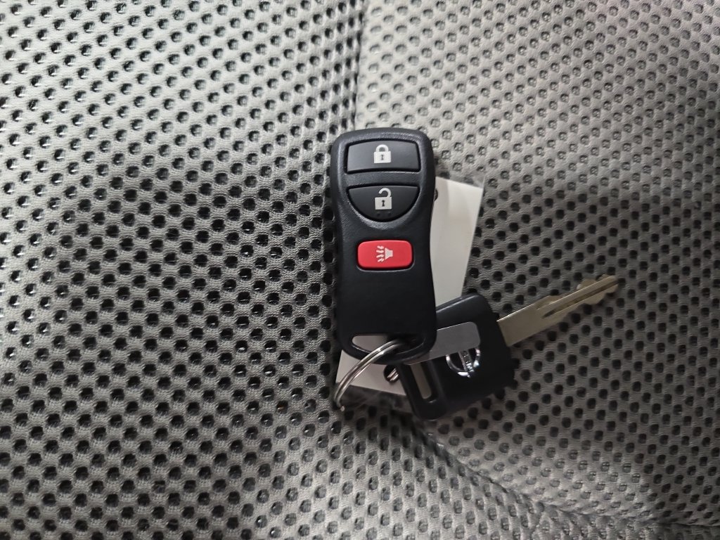Used 2016 Nissan Frontier SV AWD/4WD image 35