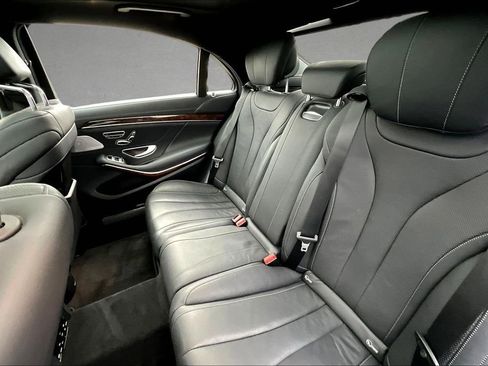 Used 2014 Mercedes-Benz S 550 Sedan image 23