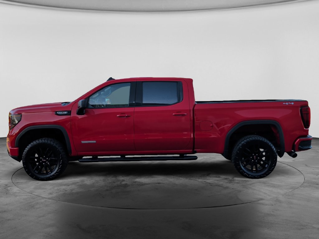 Used 2022 GMC Sierra 1500 Elevation w/ LPO, Elevation Black Package AWD/4WD image 4