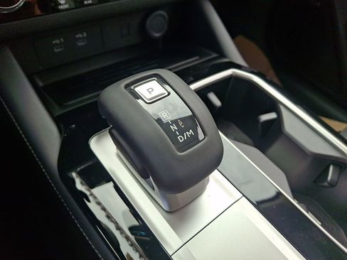 New 2026 Mitsubishi Outlander SE AWD/4WD image 9