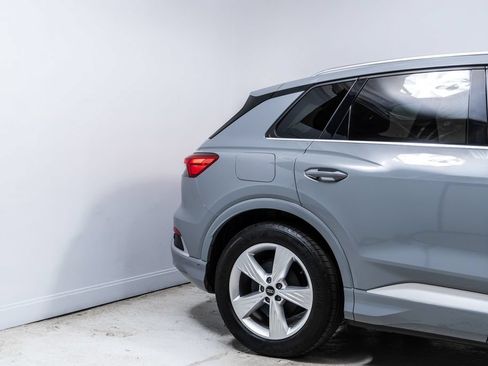 Used 2024 Audi Q4 e-tron Premium Plus w/ Premium Plus AWD/4WD image 11