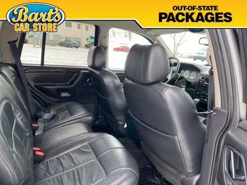 Used 2004 Jeep Grand Cherokee Limited w/ Trailer Tow Group IV image 9