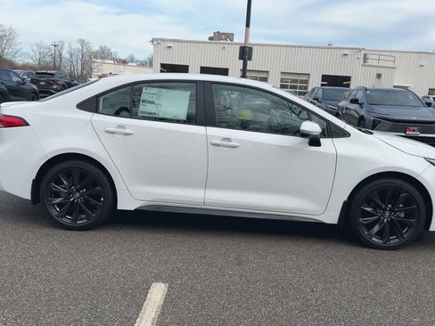 New 2026 Toyota Corolla SE FWD image 9
