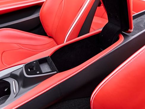 Used 2022 Ferrari Portofino M RWD image 77