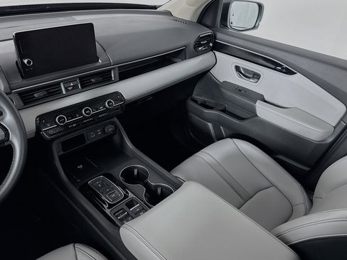 Certified 2025 Honda Pilot EX-L image 22