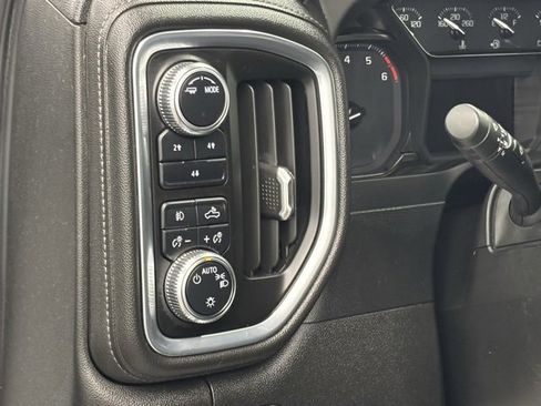 Used 2022 GMC Sierra 2500 SLE w/ SLE Convenience Package image 16