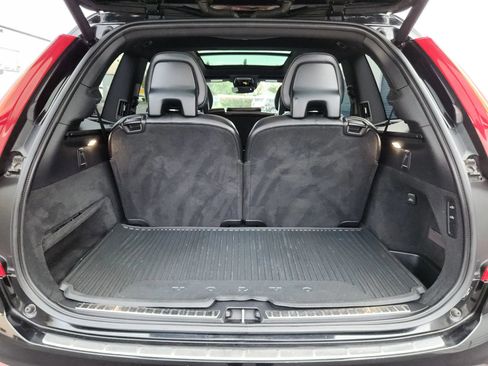 Used 2016 Volvo XC90 T6 Inscription w/ Vision Package image 21