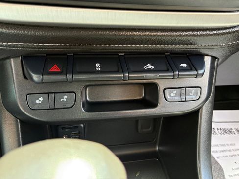 Used 2022 GMC Canyon Elevation w/ Elevation Premium Package AWD/4WD image 39