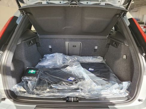 New 2026 Volvo XC40 B5 Plus w/ Protection Package Premier image 13