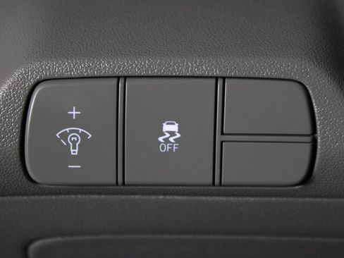 Certified 2026 Hyundai Elantra Sport FWD image 24