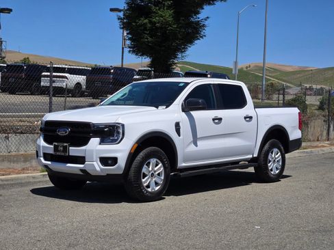 Certified 2024 Ford Ranger XL w/ Trailer Tow Package RWD image 8