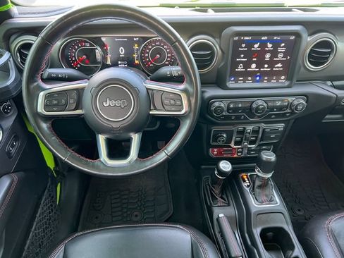 Used 2021 Jeep Gladiator Rubicon AWD/4WD image 3