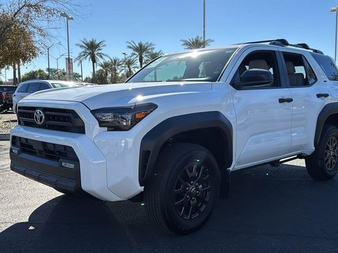 Used 2025 Toyota 4Runner SR5 image 3