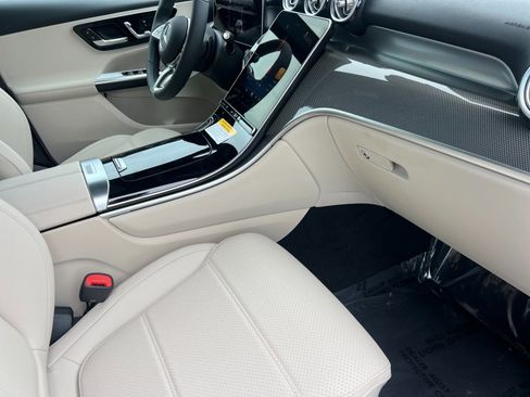 New 2026 Mercedes-Benz GLC 300 4MATIC image 18