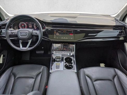 Used 2020 Audi Q7 3.0T Premium Plus w/ Premium Plus Package AWD/4WD image 16