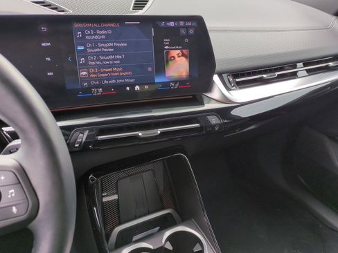 Used 2025 BMW X2 xDrive28i image 29