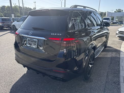 Used 2025 Mercedes-Benz GLE 53 AMG 4MATIC image 4