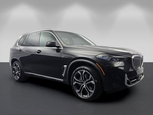 Used 2026 BMW X5 sDrive40i w/ Premium Package RWD image 1