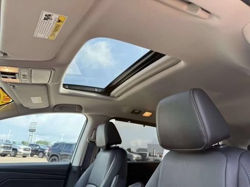 Used 2025 Honda Odyssey EX-L image 13